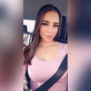 Meet your Posher, Evangelina